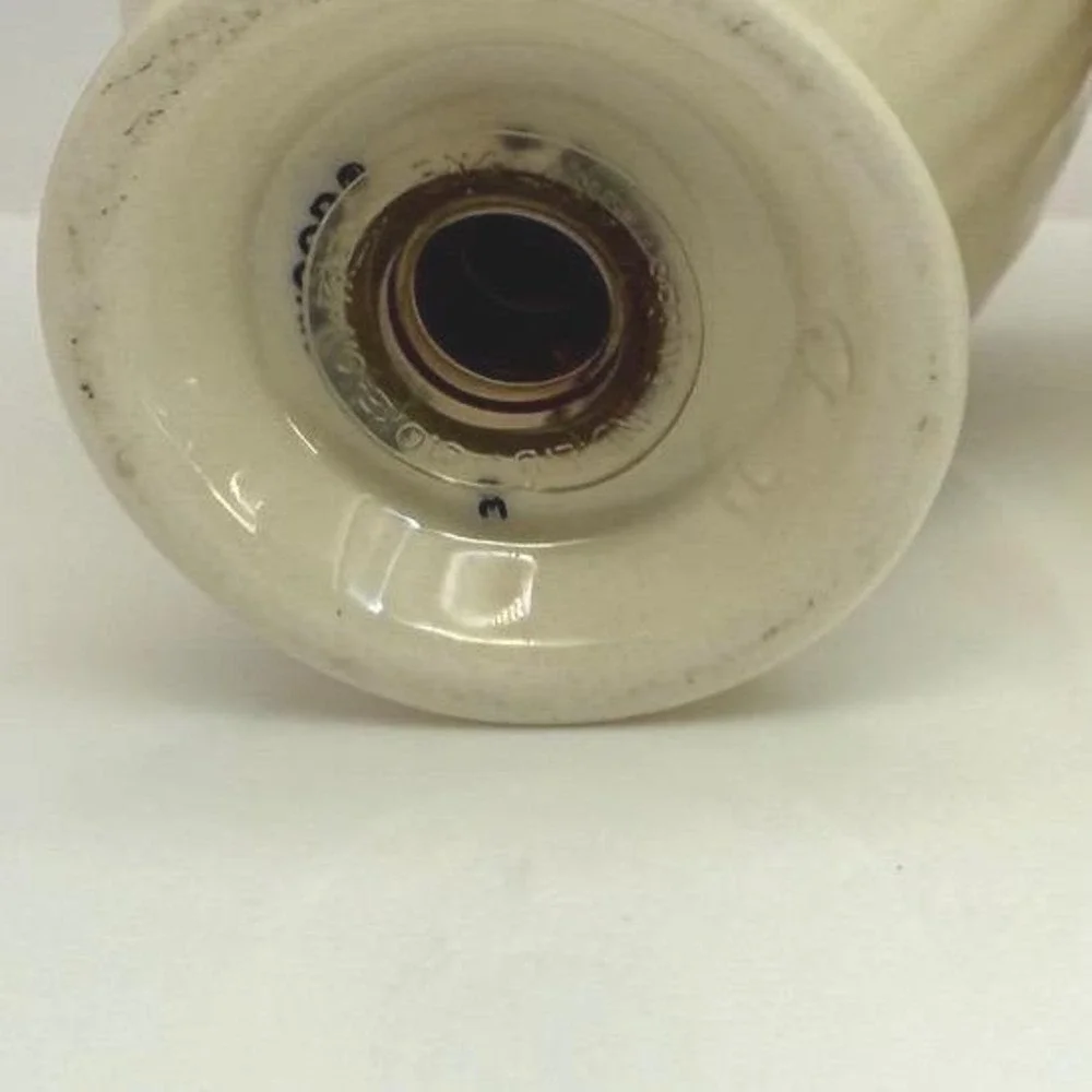 Wedgwood‎ Edme Salt & Pepper Shakers Creamware England Vintage Set